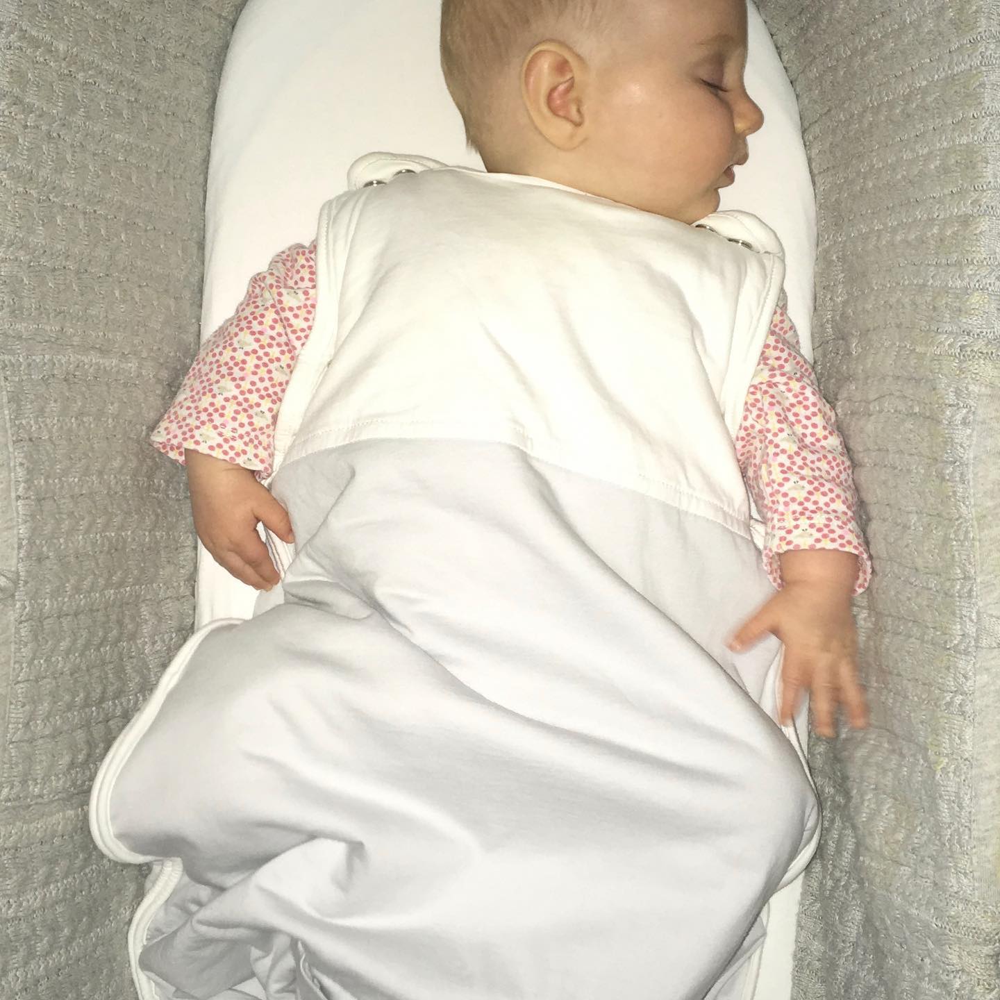 Baby sleep advice Why your baby should sleep in a dark room Pure